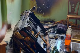 4 người vụ nghi ngáo đá đốt căn hộ chung cư được giải cứu