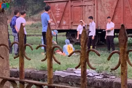 Bò qua đường sắt lúc say xỉn, người đàn ông bị tàu hoả đâm tử vong