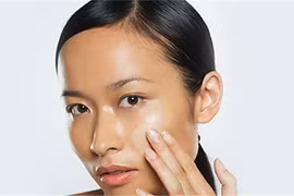 3 vị trí trên cơ thể phụ nữ chuyển màu đen là cảnh báo bệnh nặng