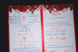 Mất vui vì thiệp cưới