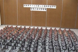 Cụ ông "trả thù đời" bằng cách ăn trộm 200 chiếc yên xe đạp