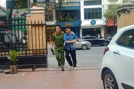 Đưa đối tượng xâm hại bé gái ở công viên đi giám định tâm thần