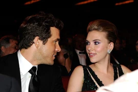 Bà mẹ 1 con từng lộ "ảnh nóng", kiếm gần 1300 tỷ đồng/năm là ai?