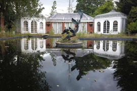 Loạt biệt thự xa xỉ nhưng bị bỏ hoang của giới tỷ phú, siêu giàu