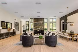 Biệt thự của đồng sáng lập Uber và vợ gốc Việt có gì