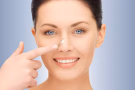 Nổi mụn ở vị trí cực kỳ nguy hiểm này, phải đi khám ngay gan, thận