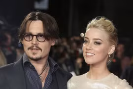 Johnny Depp tung băng ghi âm 'tố' vợ cũ đánh mình
