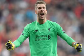 CĐV Chelsea đòi đá lại trận siêu cúp vì thủ môn Liverpool phạm luật