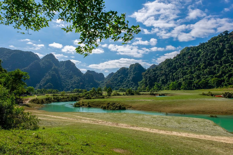 Ảnh Đặng Ngọc Quang huu-lung.jpg