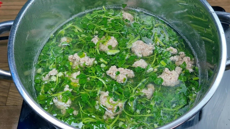 Rau cải xoong nấu thịt băm. Ảnh minh họa rau-cai-xoong-nau-canh.jpg