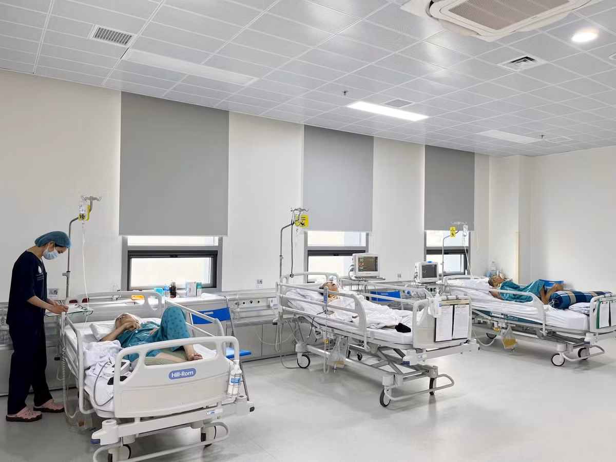 Khoa Bệnh lây đường hô hấp (A4C), Bệnh viện TWQĐ 108, ghi nhận số ca cúm mùa tăng cao đột biến. Ảnh BV