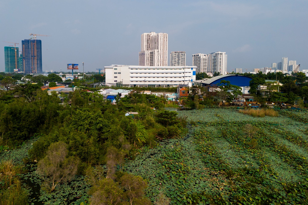 Khi hoàn thành, nhà ga Thủ Thiêm sẽ trở thành trung tâm giao thông huyết mạch, kết nối khu vực TP.HCM với các tỉnh lân cận và các phương tiện giao thông công cộng khác.