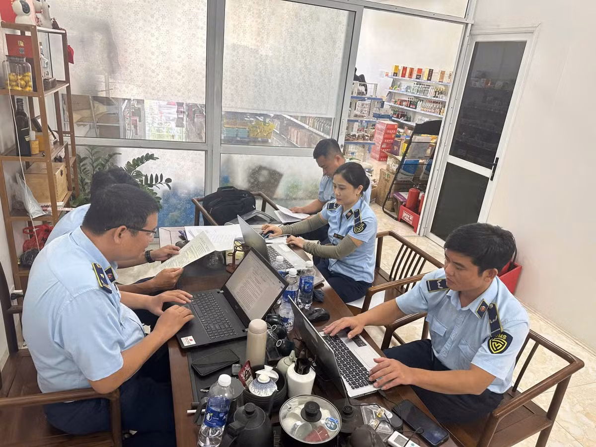 Ninh Bình xử phạt hộ kinh doanh vi phạm an toàn thực phẩm và bán hàng không rõ nguồn gốc/ Ảnh thuonghieucongluan.com.vn