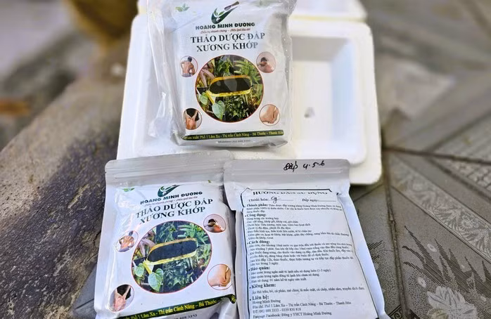 Sản phẩm thảo dược đắp xương khớp không được Sở Y tế tỉnh Thanh Hóa cấp phép, nhưng đường dây "lang băm" đã bán cho hàng chục ngàn người tiêu dùng, chiếm đoạt 227 tỉ đồng