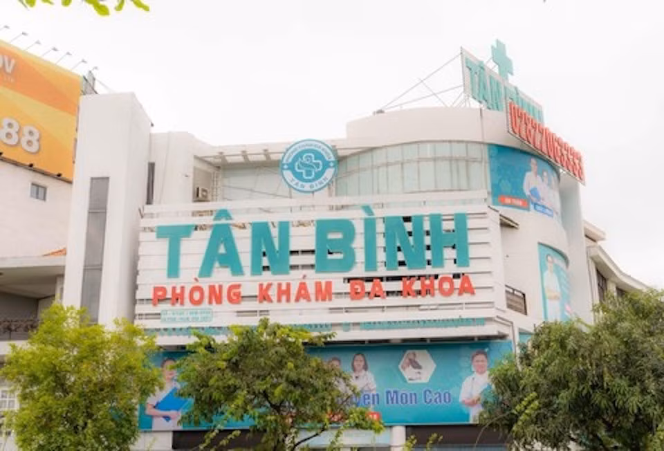 Công ty TNHH Phòng khám Đa khoa Tân Bình (495 Cộng Hòa, phường Tân Bình). Ảnh thuongtruong.com.vn