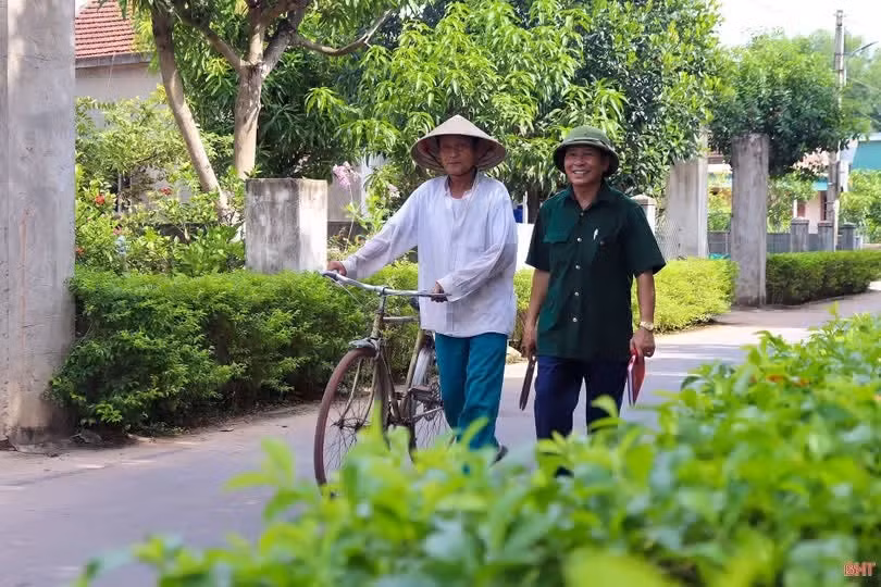 Mức phụ cấp của người không chuyên trách cấp thôn, tổ dân phố sẽ được điều chỉnh nếu tăng lương cơ sở (Ảnh minh họa/Nguồn baophutho.vn.