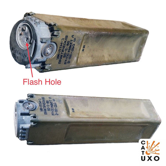 Mìn chống tăng PTM-3 là một trong những vũ khí hiệu quả nhất trong kho vũ khí của lực lượng vũ trang hiện đại, được sử dụng rộng rãi trong các cuộc xung đột cường độ cao. PTM-3 thiết kế để phá hủy hoặc gây hư hại nghiêm trọng cho các phương tiện bọc thép như xe tăng, xe bọc thép chở quân và các loại máy móc hạng nặng khác. 7.jpg