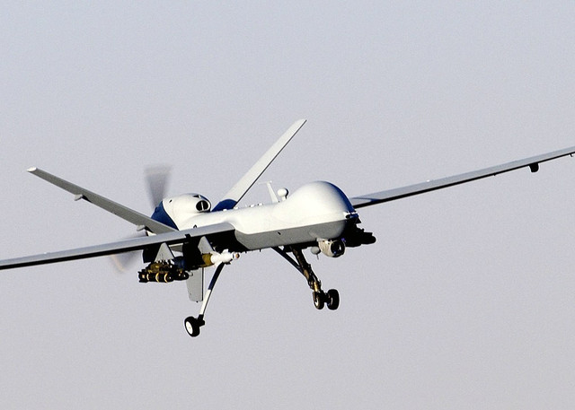 CBP đang biên chế ít nhất 8 chiếc MQ-9 Predator B, phiên bản không vũ trang của mẫu MQ-9 Reaper được trang bị cho Quân đội Mỹ. Mỗi chiếc MQ-9 Reaper có giá khoảng 33 triệu USD, còn giá trị của phiên bản Predator B không được công bố. 4-anh-the-war-zone.jpg