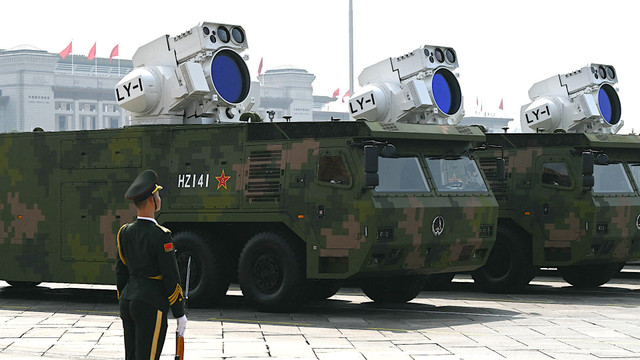 LY-1 ra mắt tại lễ duyệt binh Trung Quốc. ly-1-laser-2025-china-parade.jpg