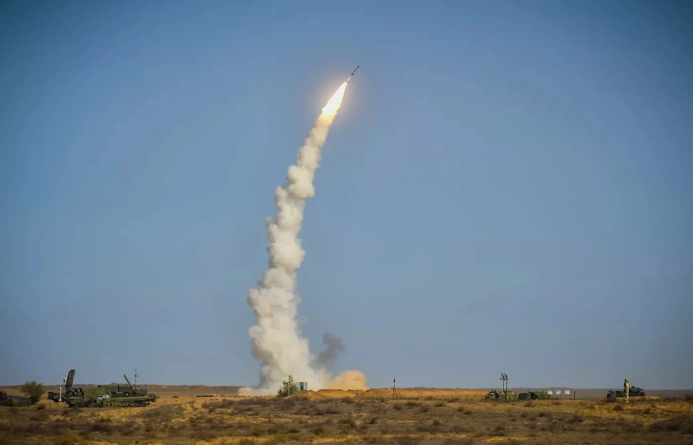 Ấn Độ trang bị tên lửa tầm xa 40N6 cho các hệ thống phòng không S-400