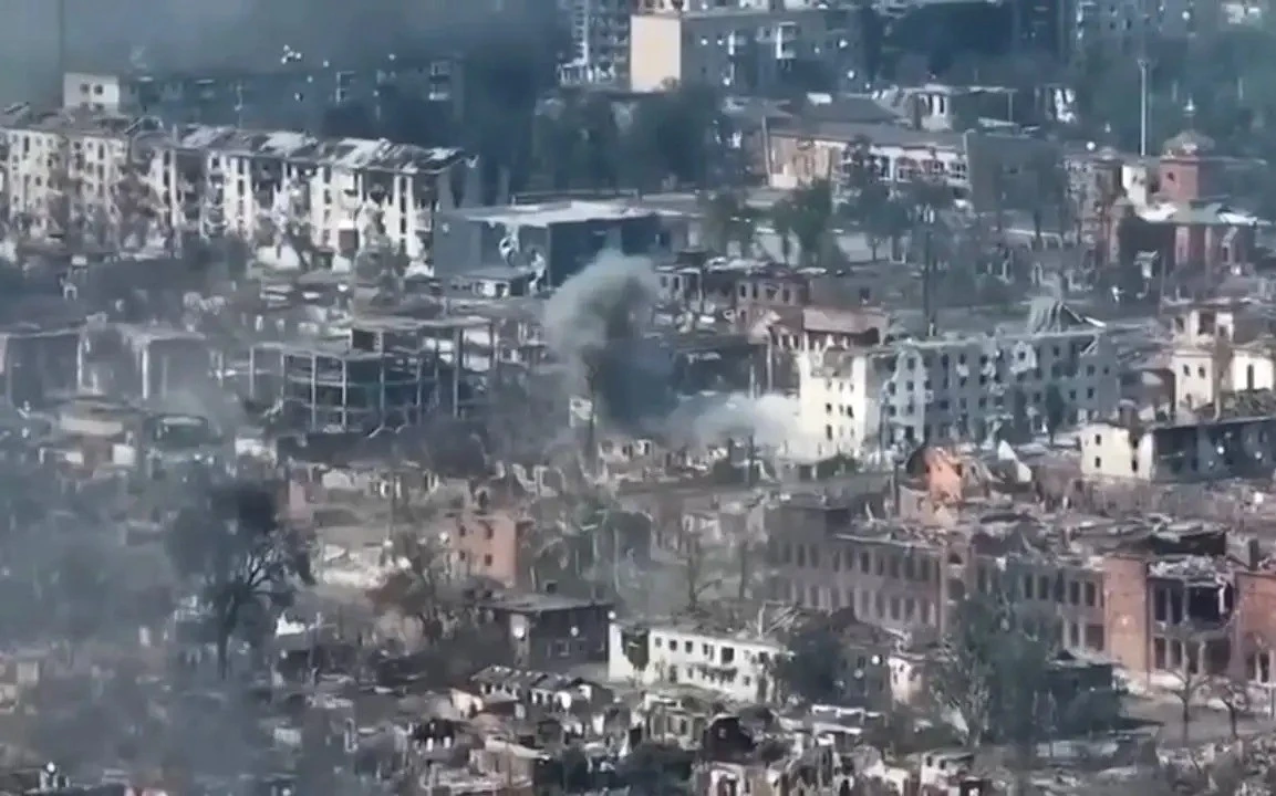 Nga kiểm soát Chasov Yar, Ukraine chấp nhận buông tay sau gần 2 năm cầm cự