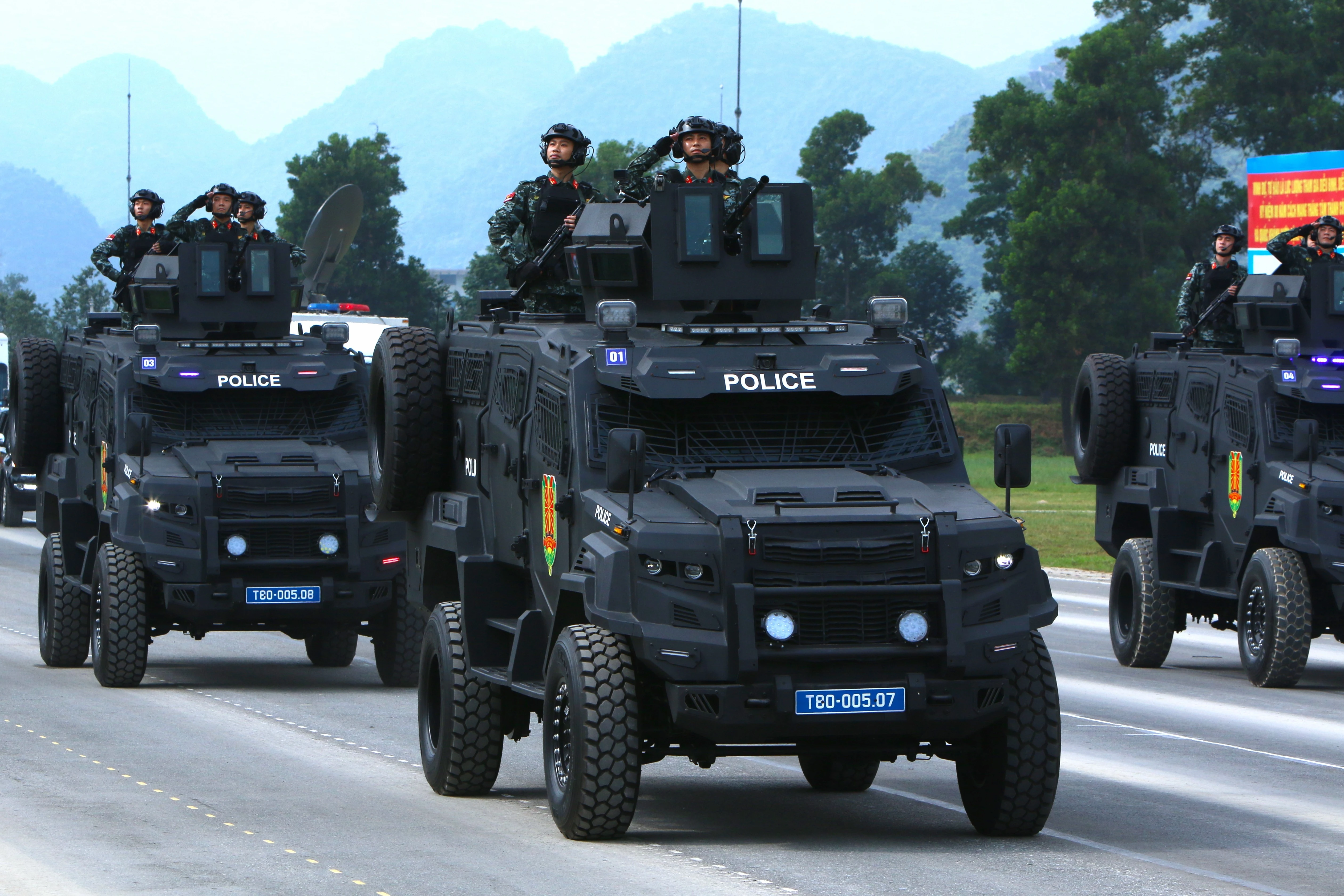 View - Xuất hiện khối xe đặc chủng mới tại tổng hợp luyện diễu binh nhiệm vụ 80 | Báo Tri thức và Cuộc sống - TIN TỨC PHỔ BIẾN KIẾN THỨC 24H