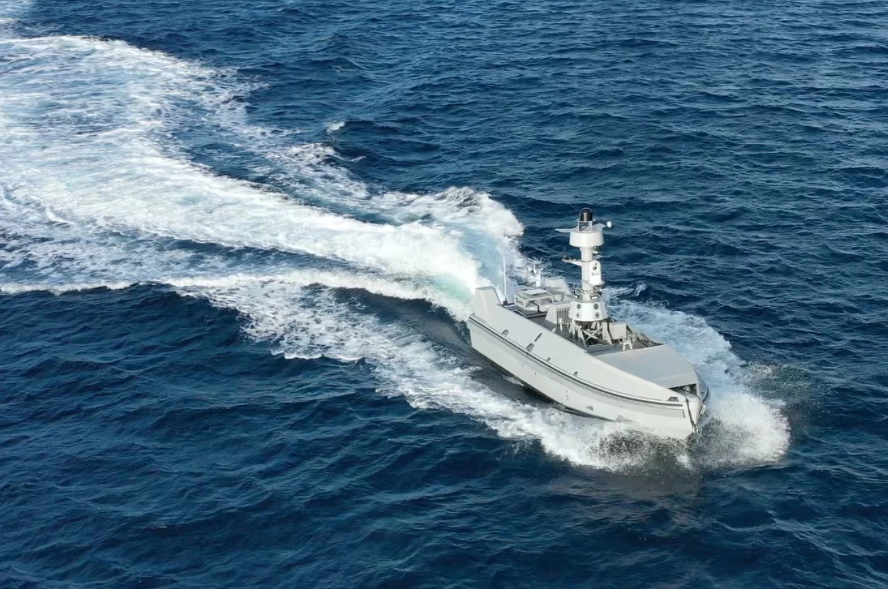 Tàu không người lái Ukraine tung chiêu mới