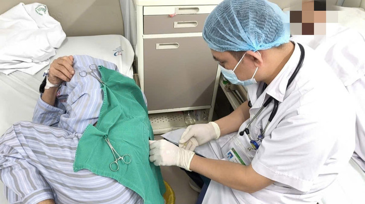 Chọc dịch não tủy để xét nghiệm viêm não - Ảnh BVCC 3-loai-1.jpg