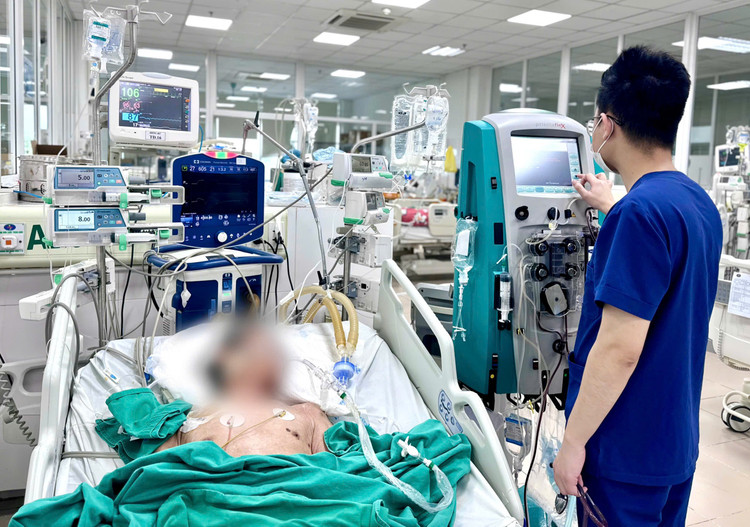 Bệnh nhân nguy kịch vì Corticoid kéo dài. suy-kiet-co.jpg