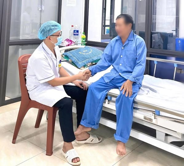Sau 7 ngày chăm sóc, điều trị tích cực, tình trạng của bệnh nhân đã được cải thiện rõ rệt, ổn định, phục hồi tốt, đã được xuất viện. ran-luc.jpg