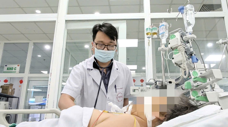 Chớ nên chủ quan với sốt xuất huyết - Ảnh BVCC nkh-1.jpg