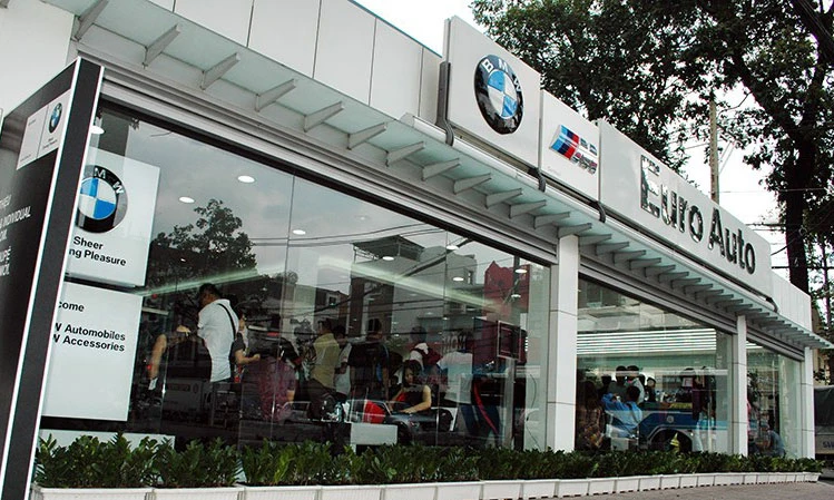 Euro Auto BMW: Khai láo thuế, xe lỗi và thích gây sốc