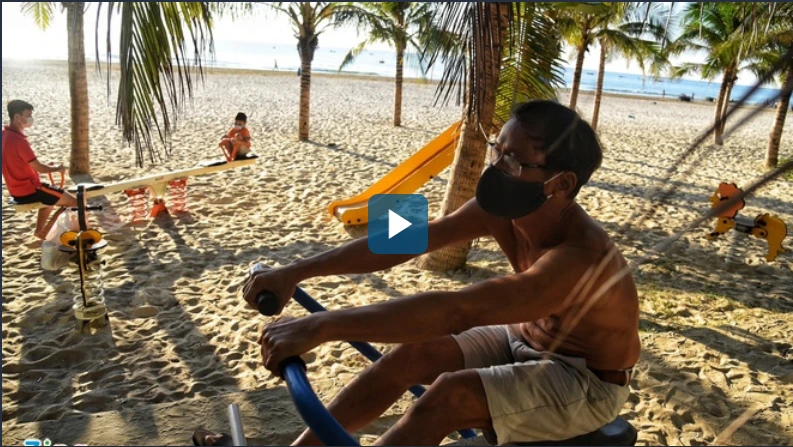 Video: Người Đà Nẵng đeo khẩu trang tập thể dục trong ngày đầu tái giãn cách