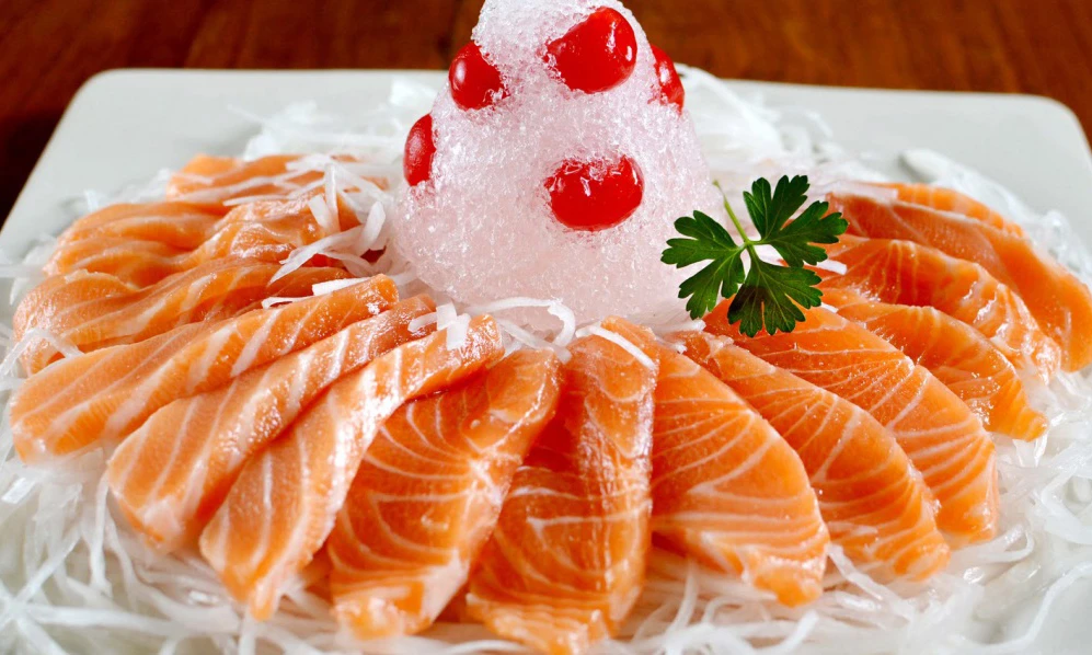 Những cách ăn cá hồi sai bét, rất hại sức khỏe