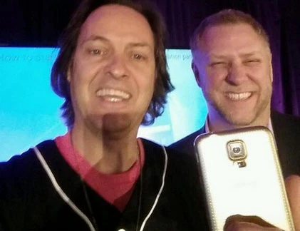 Điểm tin: HTC One M8 phiên bản nhựa, giá rẻ bất ngờ