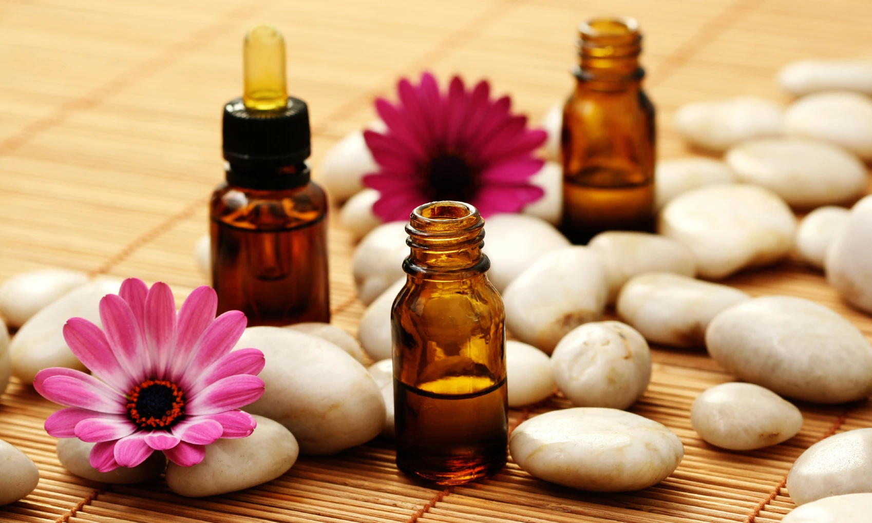 12 cách chữa ung thư nhảm nhí vẫn nhiều người tin