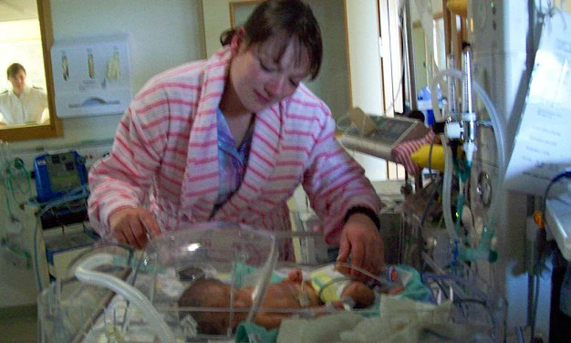 Bé sơ sinh chết thảm vì bác sĩ siêu âm sai