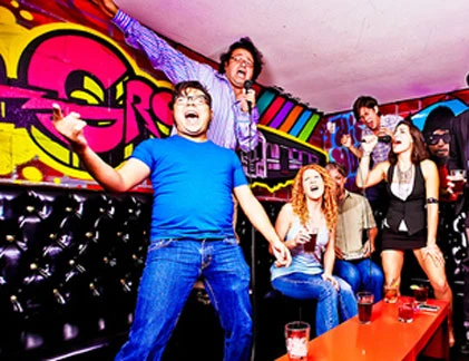 Nguyên nhân quán karaoke dễ cháy, gây chết người 