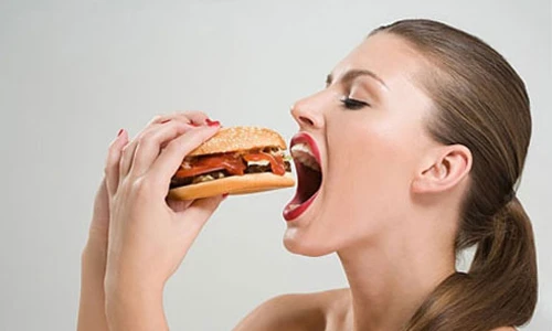 7 thực phẩm chống lại cơn thèm ăn, giúp bạn giảm béo