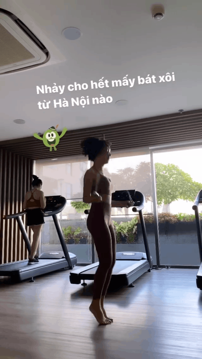 Bộ môn đốt mỡ bụng thần tốc Ngọc Trinh và Châu Bùi đều tập - Hình 4 Bo mon dot mo bung than toc Ngoc Trinh va Chau Bui deu tap-Hinh-4