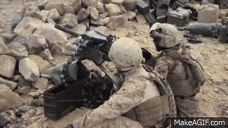 Hiện tại, trên thế giới đang có hơn 30 nước sử dụng loại súng phóng lựu Mark 19 này trong biên chế của mình. Chỉ tính riêng loại Mark 19 Mod 3 cũng đã từng sản xuất được tới 35.000 khẩu. Nguồn ảnh: Makeagif.