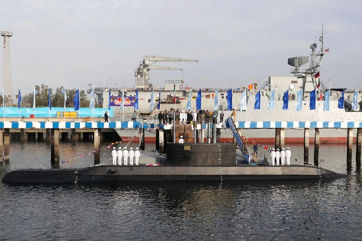 Iran trở lại cuộc đua tàu ngầm với siêu tên lửa hành trình