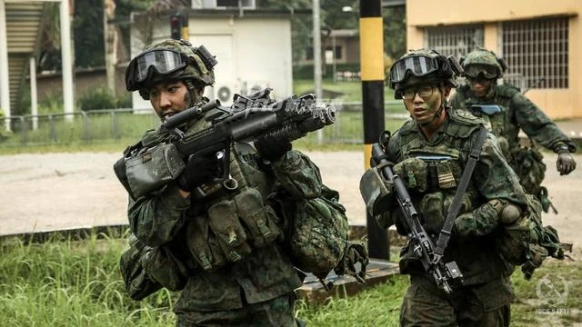 Đâu là thứ vũ khí quý nhất của Quân đội Singapore?