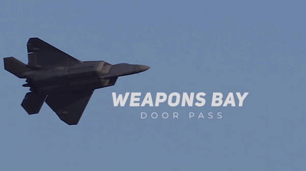 Khoang vũ khí của F-22 Raptor mang theo được các loại vũ khí bao gồm tên lửa không đối không AIM-120, AIM-9; bom GBU-39, GBU-32 cùng với khẩu pháo 20mm mặc định của chiến đấu cơ F-22. Nguồn ảnh: F22demoteam.