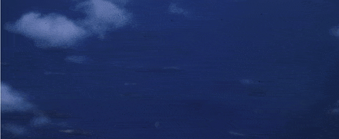 Một điều mà ít ai nghĩ tới đó là tàu sân bay USS Independence của Mỹ vẫn hoàn toàn sống sót sau khi nó đối đầu với quả bom nguyên tử cực khủng trong vụ thử vũ khí hạt nhân vào năm 1946 trong khi toàn bộ các tàu khu trục, thiết giáp hạm, tuần dương khác đều thiệt hại và chìm trong vụ nổ. Nguồn ảnh: Machenic.