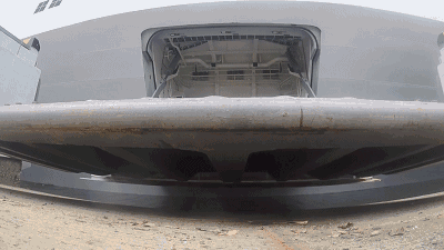 Thủy quân Lục chiến Trung Quốc tràn lên tàu đổ bộ, bắt đầu cuộc tập trận đầu tiên của lực lượng này trong năm 2018. Nguồn ảnh: Sina.