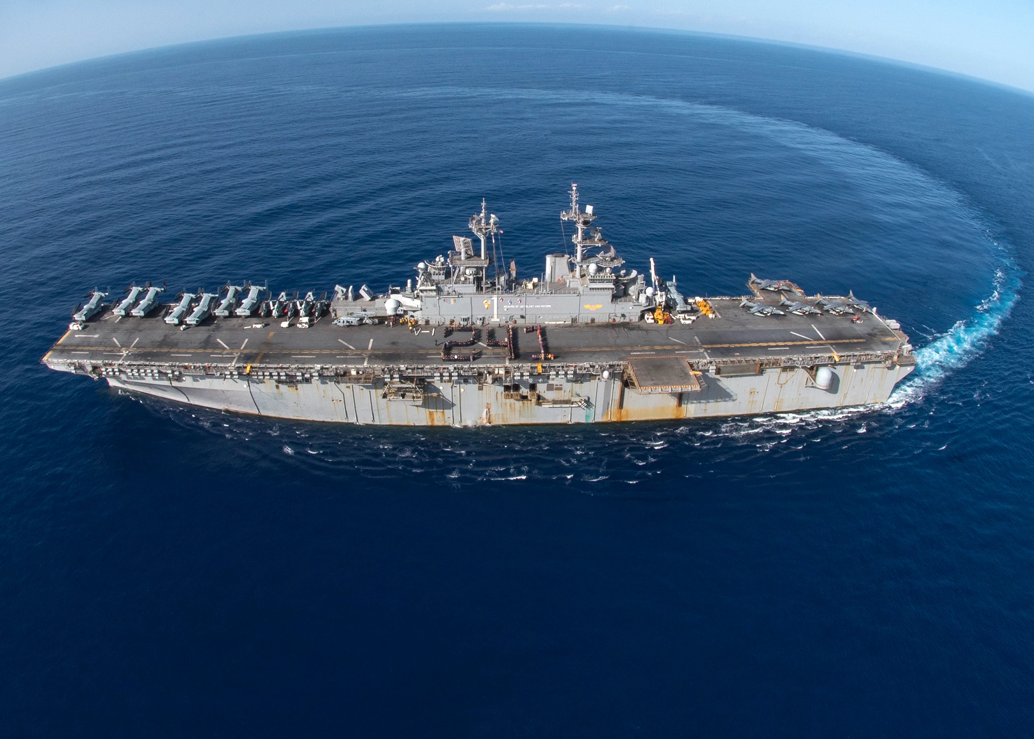 Ngạc nhiên danh sách các tàu sân bay "vô dụng" nhất thế giới