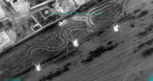 Hiện tại, Iran cũng đã nhập cuộc và tuyên bố rằng sẽ đáp trả bằng tên lửa vào các vị trí của quân đội Thổ Nhĩ Kỳ nếu Ankara không chịu xuống thang khi tham chiến ở Syria. Nguồn ảnh: Sina.