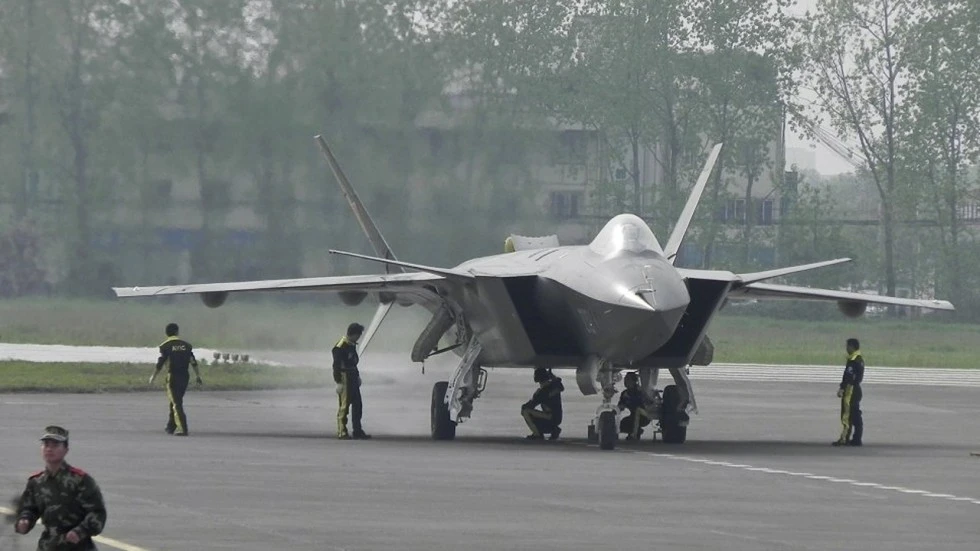 J-20 xuất hiện ở căn cứ quân sự Mỹ và sự thật bất ngờ