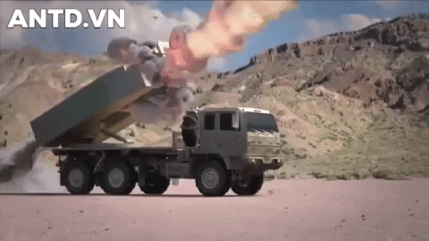 Tên lửa mới có kích thước nhỏ hơn so với ATACMS. Đặc điểm này cho phép bố trí số lượng đạn lớn hơn tại các trạm tên lửa